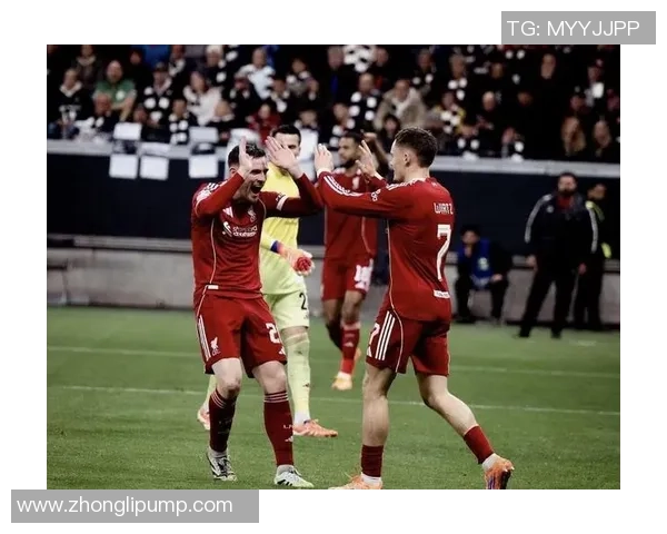 英超精彩对决拜仁与里昂激战成平局转会传闻引发热议