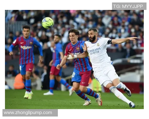 西甲经典对决皇马与巴萨战成平局精彩扑救引发全场热议
